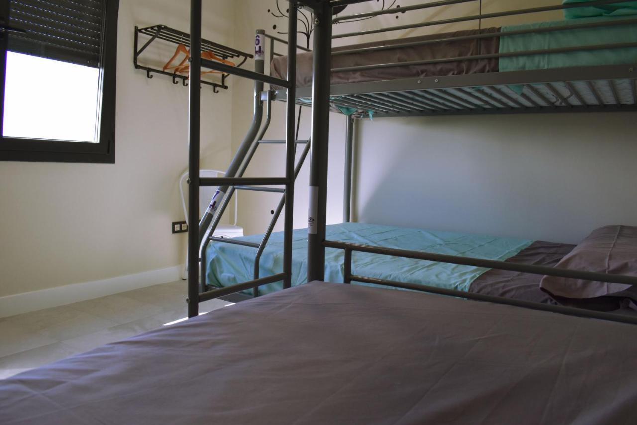 Albergue Hosting Duero Pesquera de Duero ภายนอก รูปภาพ