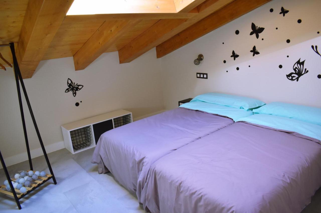 Albergue Hosting Duero Pesquera de Duero ภายนอก รูปภาพ